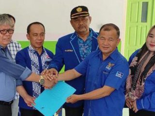 ARB Kembalikan Formulir Pendaftaran Bacabup ke Demokrat